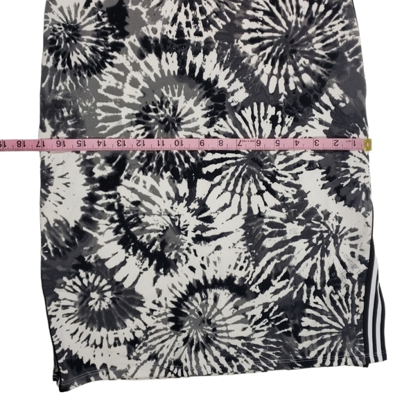 Gray White Tie Dye Bodycon T-Shirt Dress Juniors Sz Med 7-9 Crewneck Stretchy - Picture 15 of 16